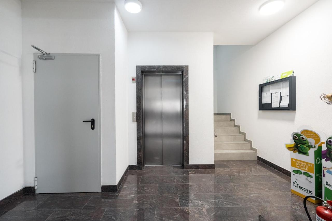 Ferienwohnung Escape-Unirii Bukarest Exterior foto